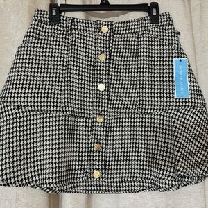 Draper James Black and White Houndstooth Mini Skirt